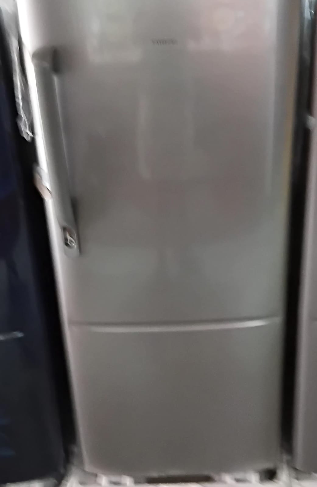 Samsung Single Door Refrigerator RR20N2441S8/IM
