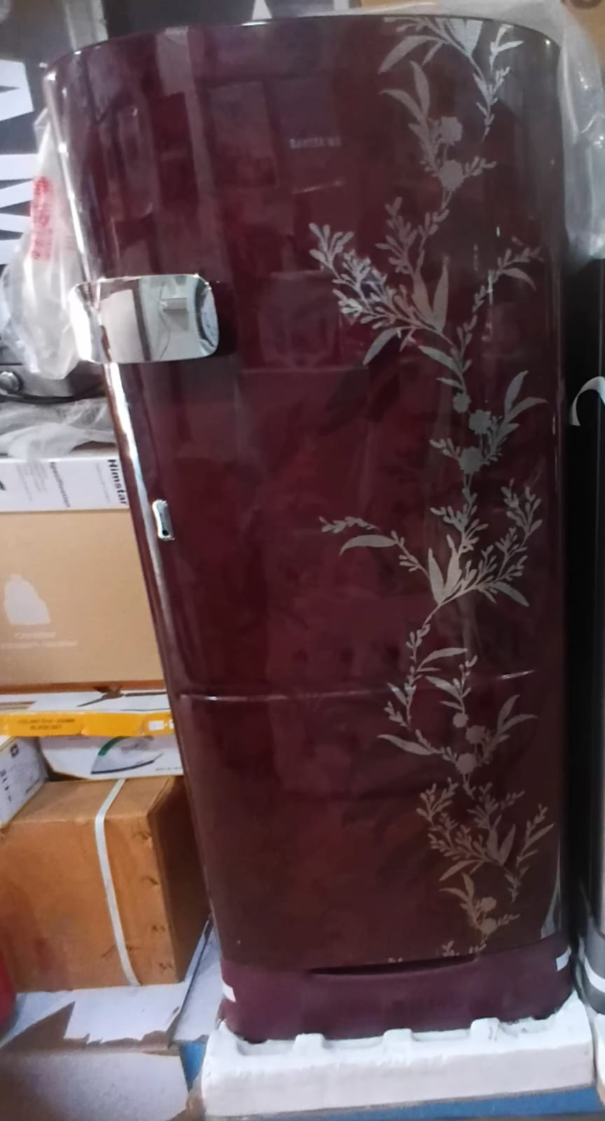 SAMSUNG RR20C2Z226R/IM 192 Litres Single Door Refrigerator with Stylish Grande Design (Flower Pattern Red)